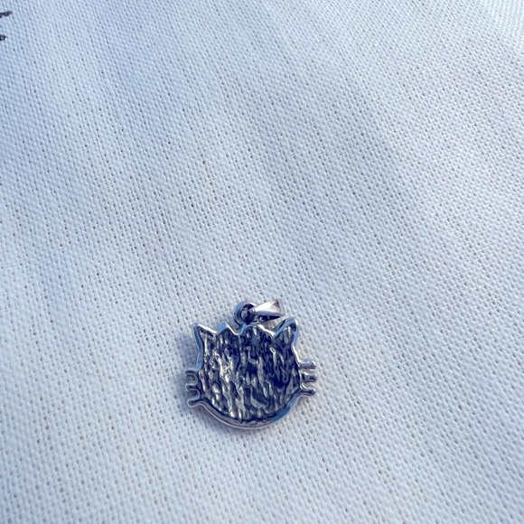 Hello Kitty Cat Rainbow 🌈 Colored Crystal Charm *NEW* - Picture 4 of 4